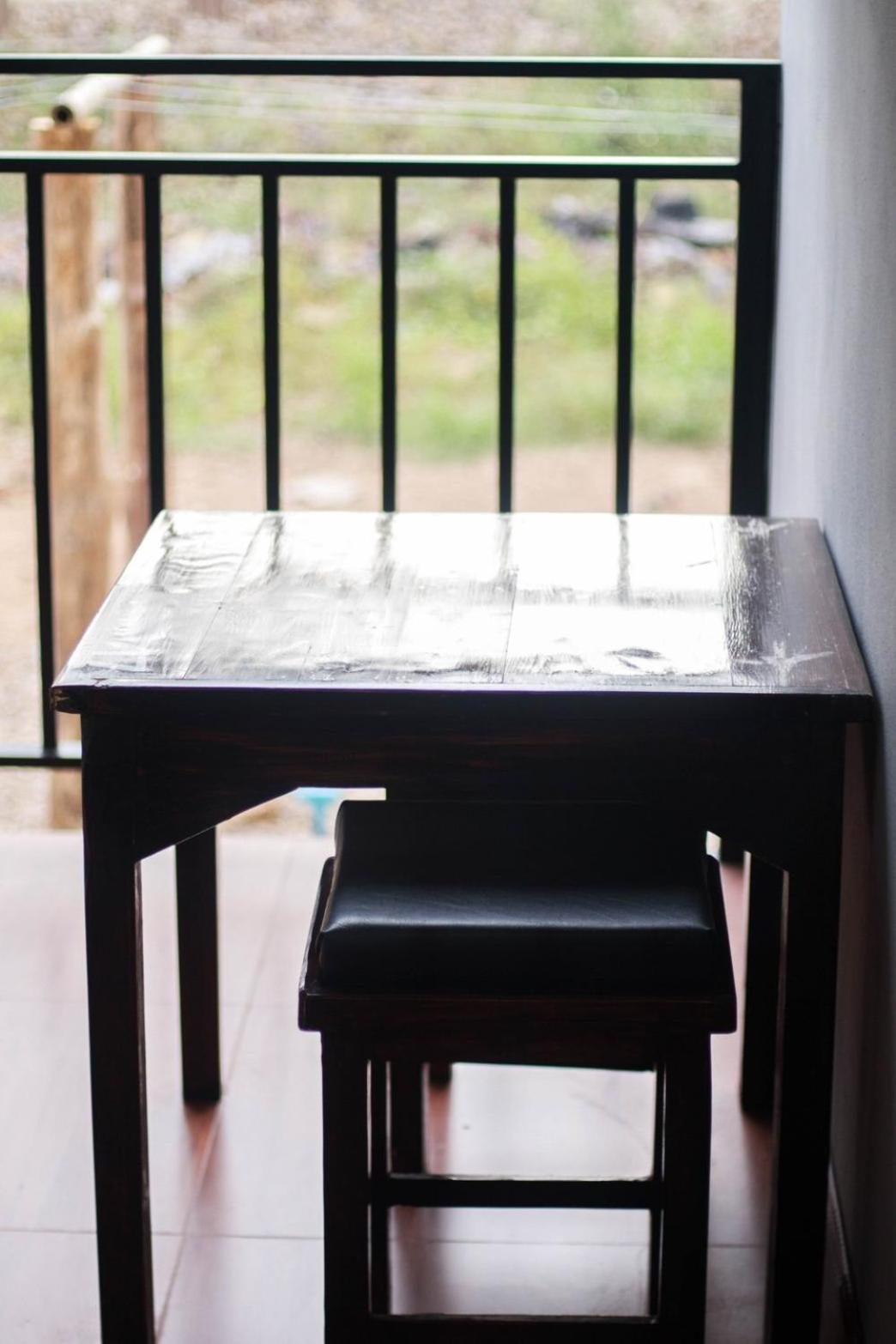 Bk Hotel Mae Sariang Bagian luar foto